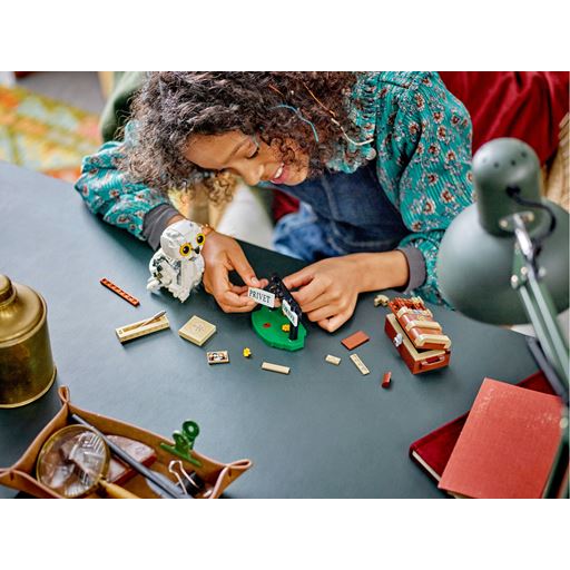 LEGO Harry Potter™ Hedvig På Ligustervænget Nr. 4 - 76425