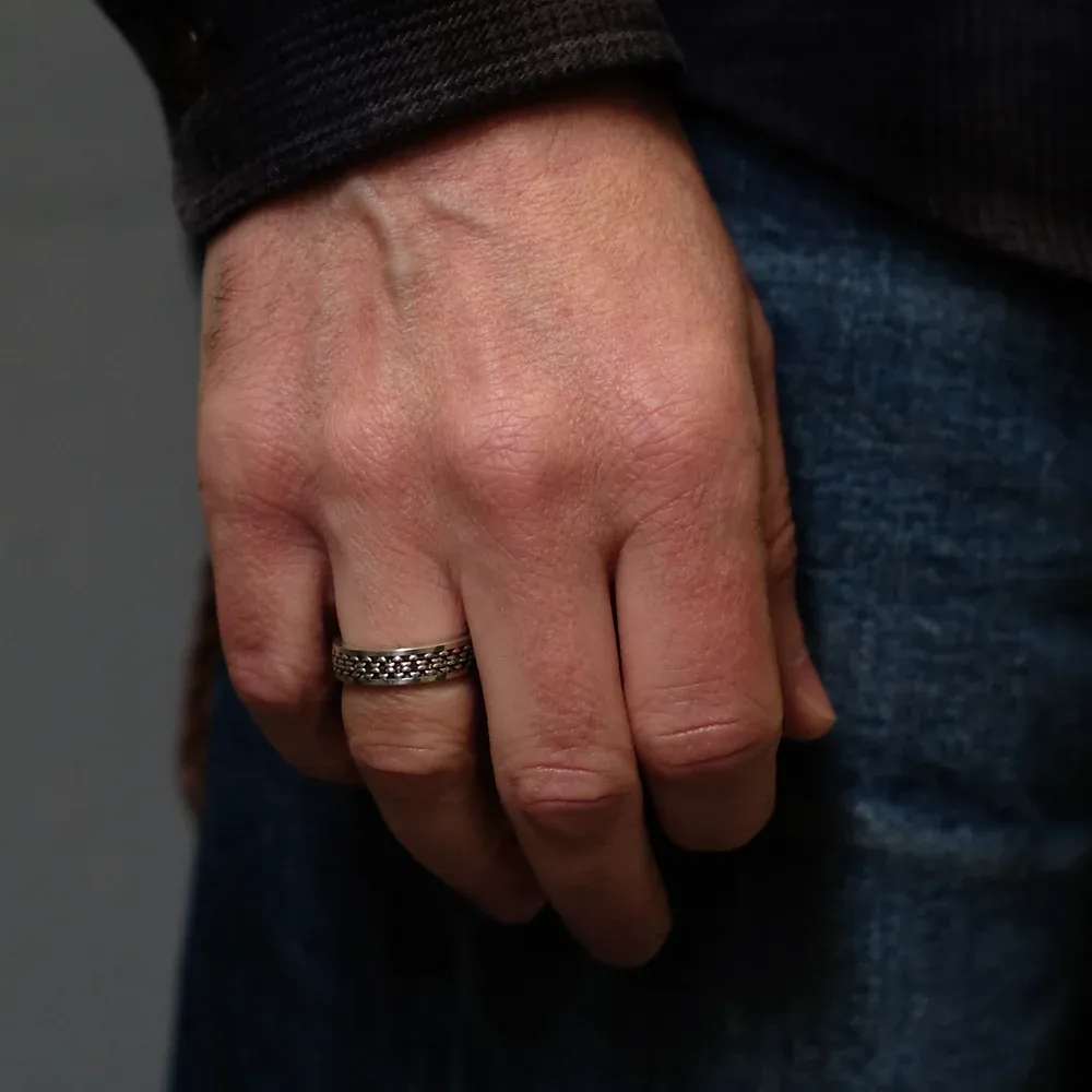 Bague Chaine Fine Orner