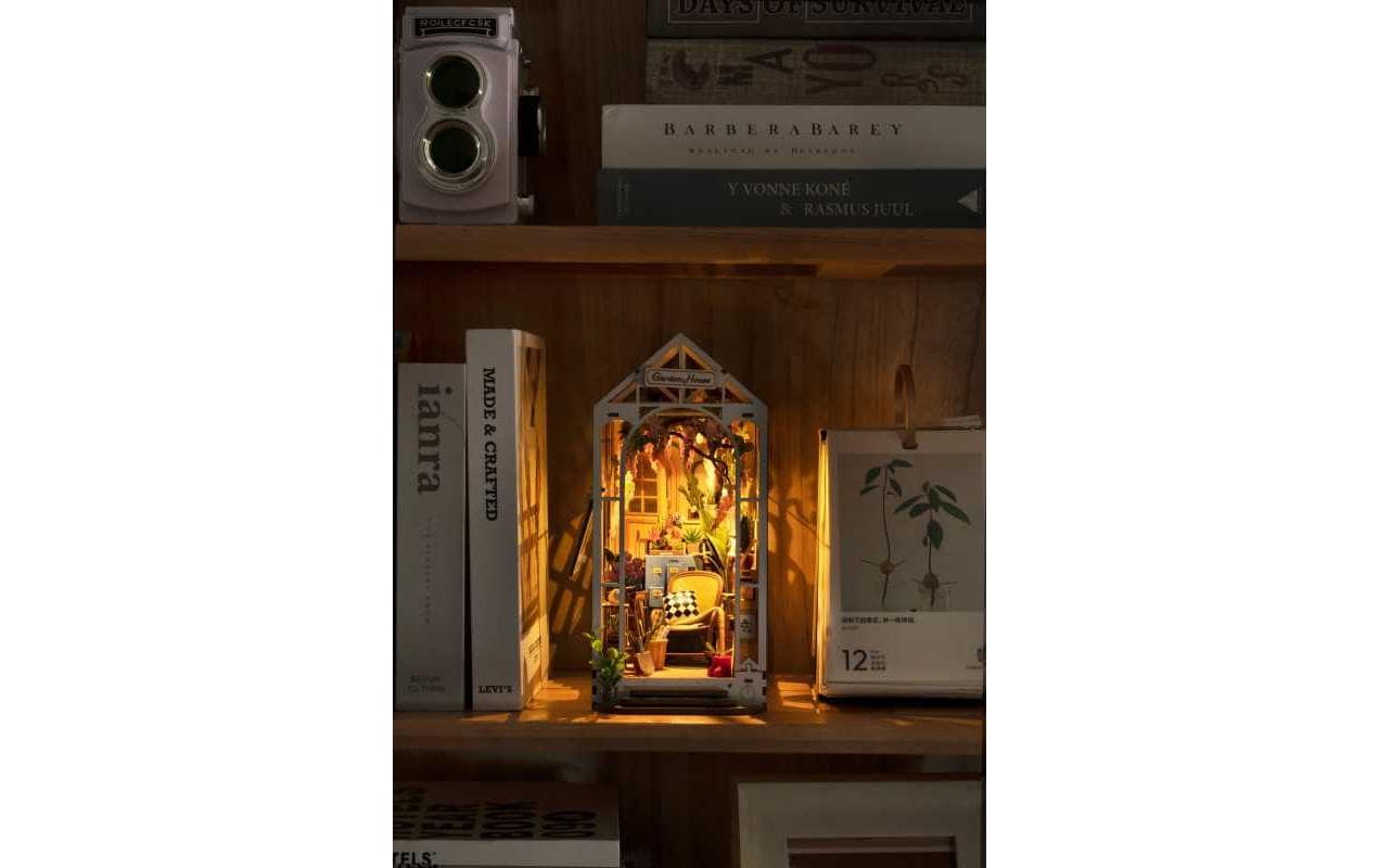 Bausatz Book Nook Garden House3D-Puzzle aus lasergeschnittenen Holzteilen