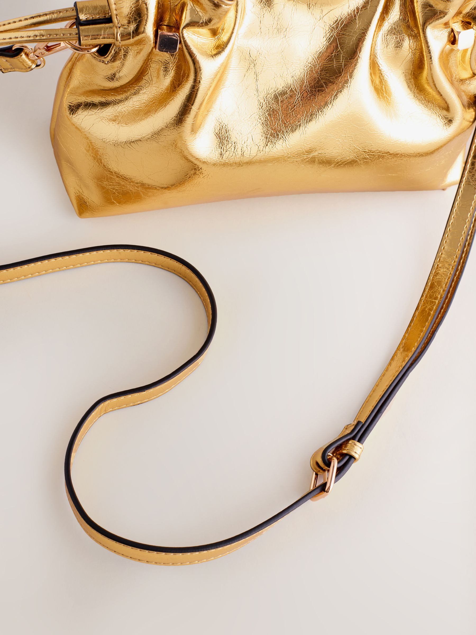 Goud - Clutch met ruches