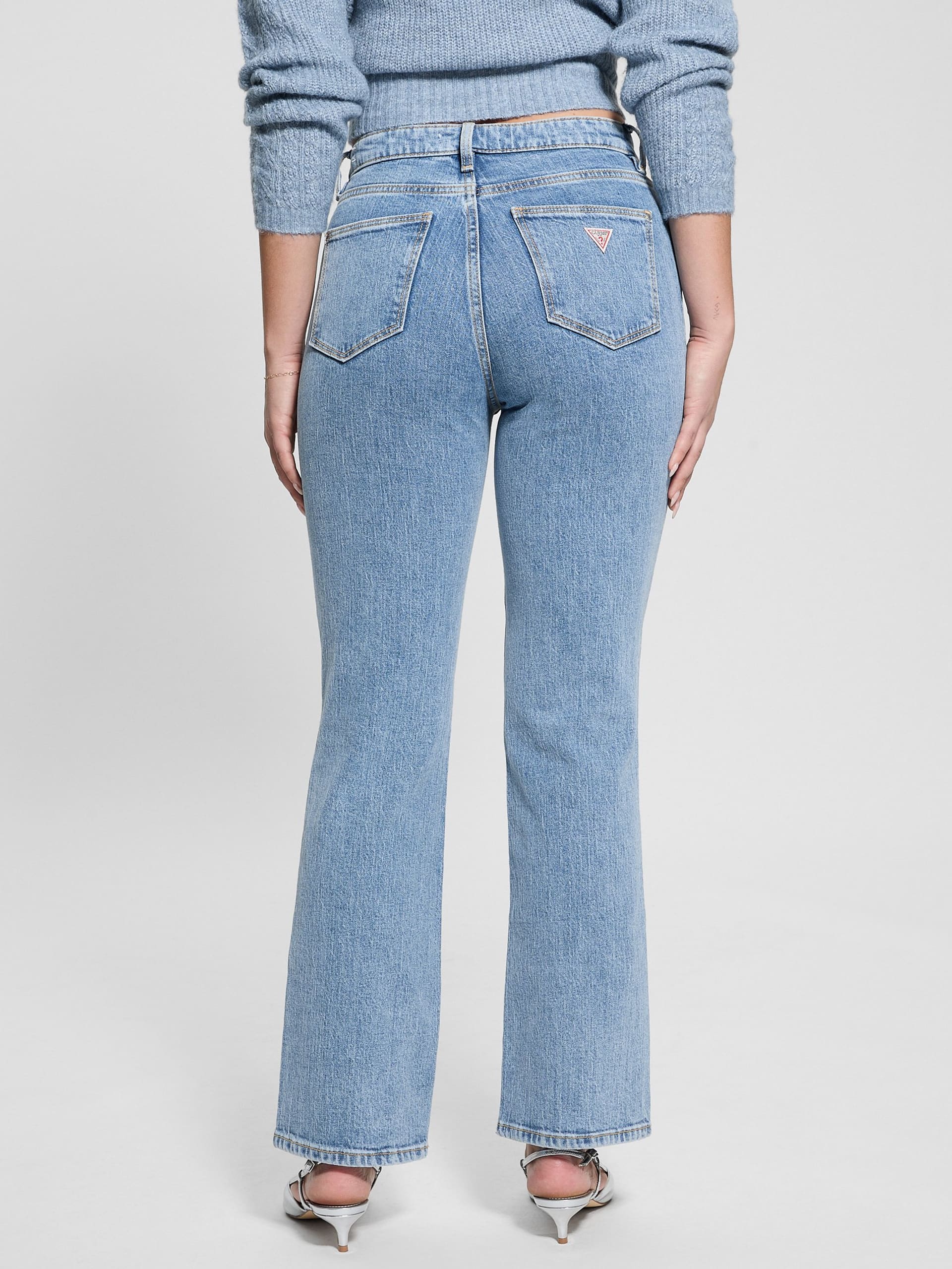 Calça jeans reta ecológica dos anos 80