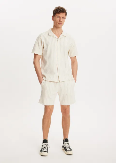 Gestreepte korte broek off-white (WIT.O)