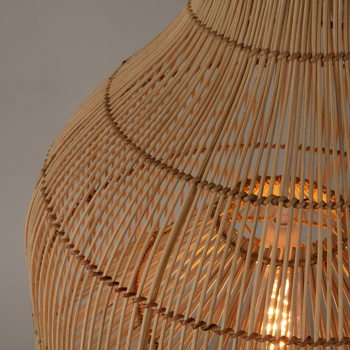 AM.PM<br>Luminária pendente de rattan trançado, Kaptilo