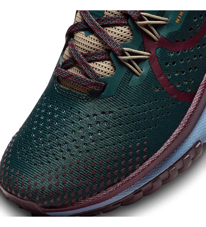 Nike Women Pegasus Trail 4 Trailschoenen