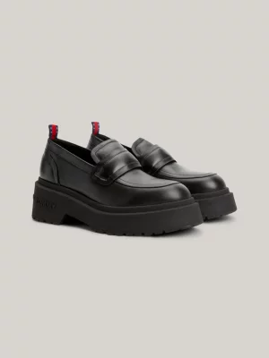 Mocassins de couro robustos com travas