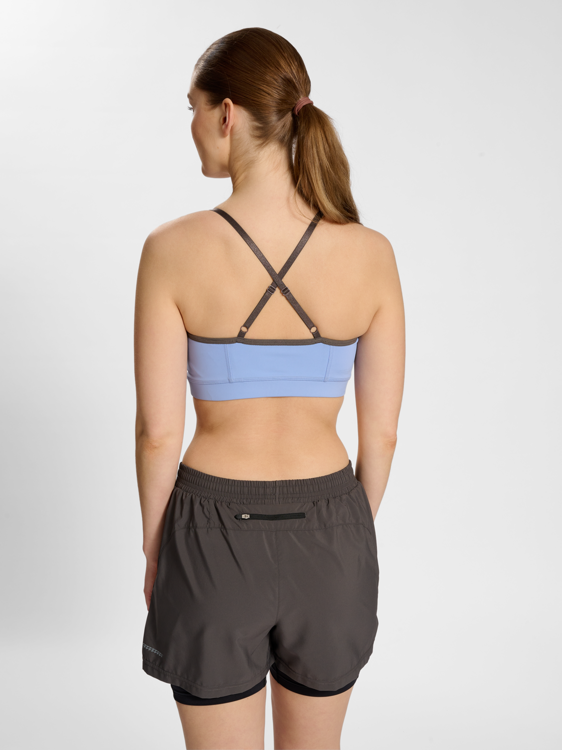 nwlAUGUSTA BRA WOMAN
