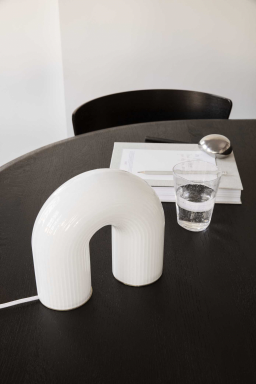 Ferm Living Vuelta tafellamp LED