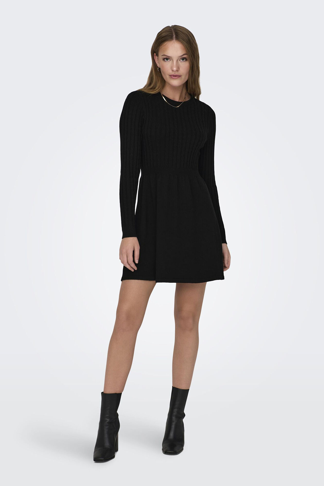 Vestido curto de malha com saia evasê