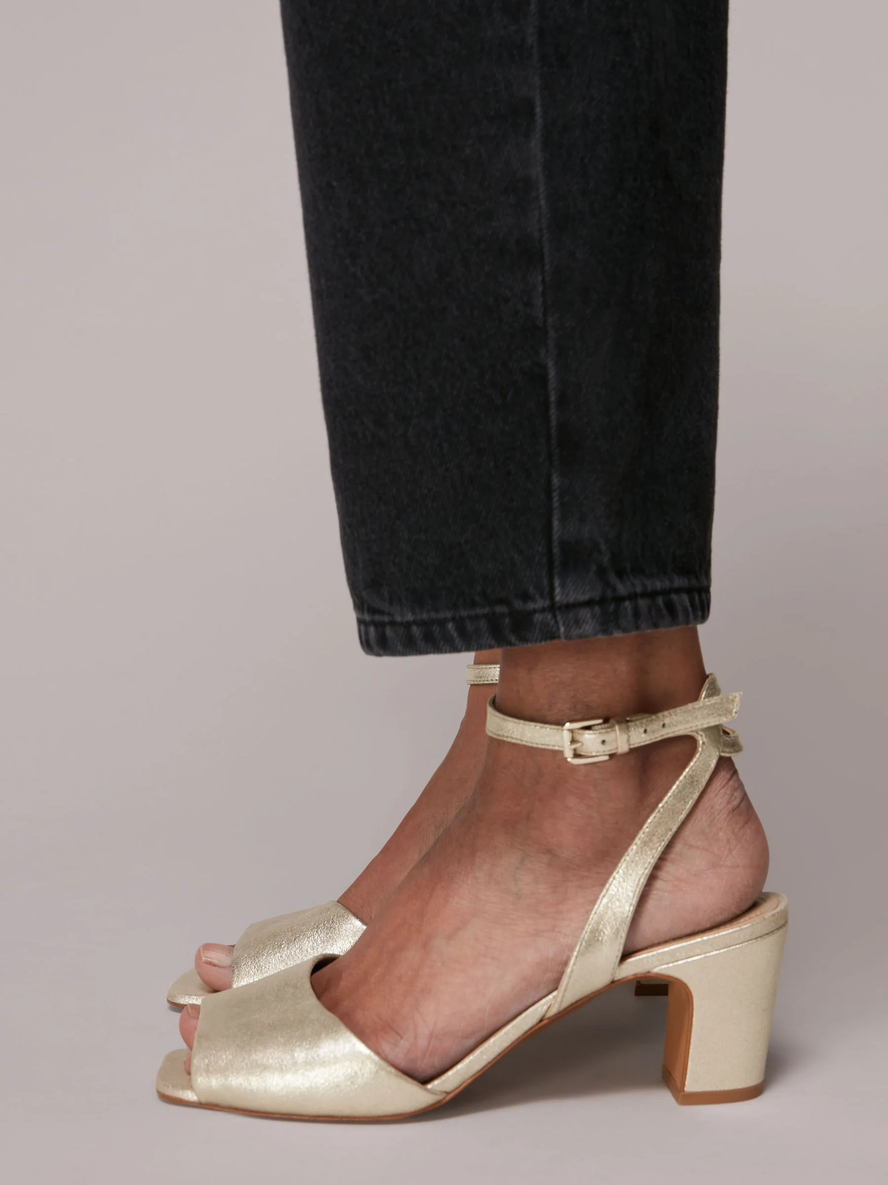 Whistles - Emerson - Sandalen met blokhak