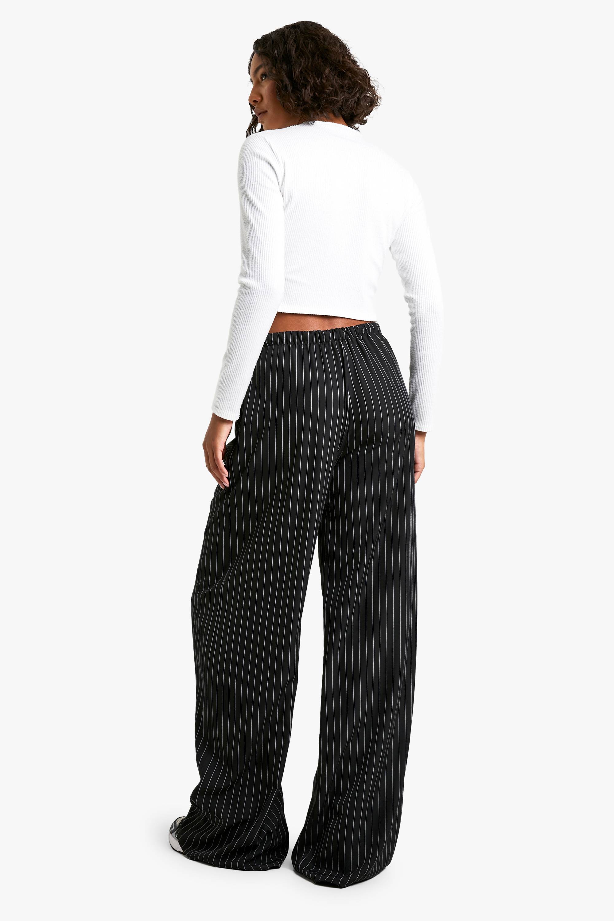 boohoo Tall - Pantalon large à rayures et cordon de serrage