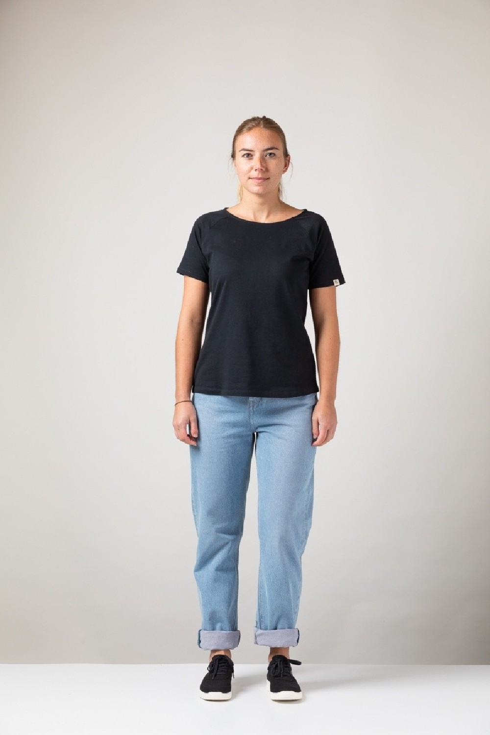 WE ARE ZRCL Damen Raglan T-Shirt Basic Black