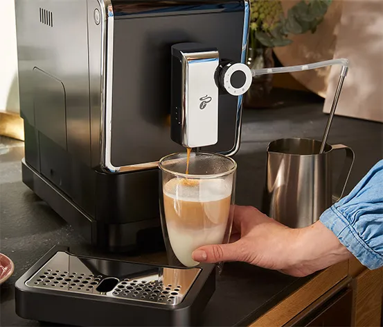 »Esperto Pro« Tchibo Kaffeevollautomat, Anthrazit