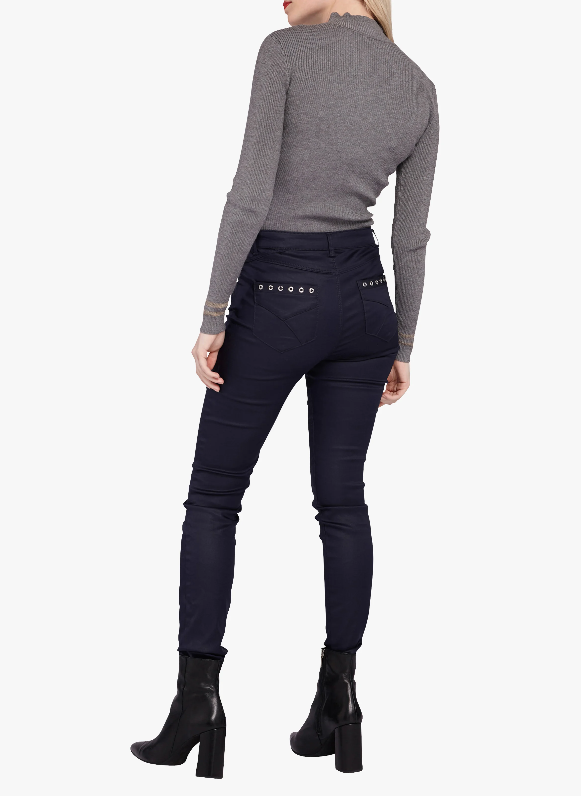 MAVAO.N - Pull col montant 5 boutons | Gris