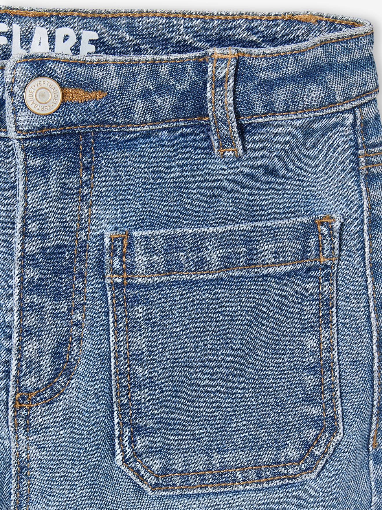 Calça jeans azul boca de sino estilo pirata para meninas