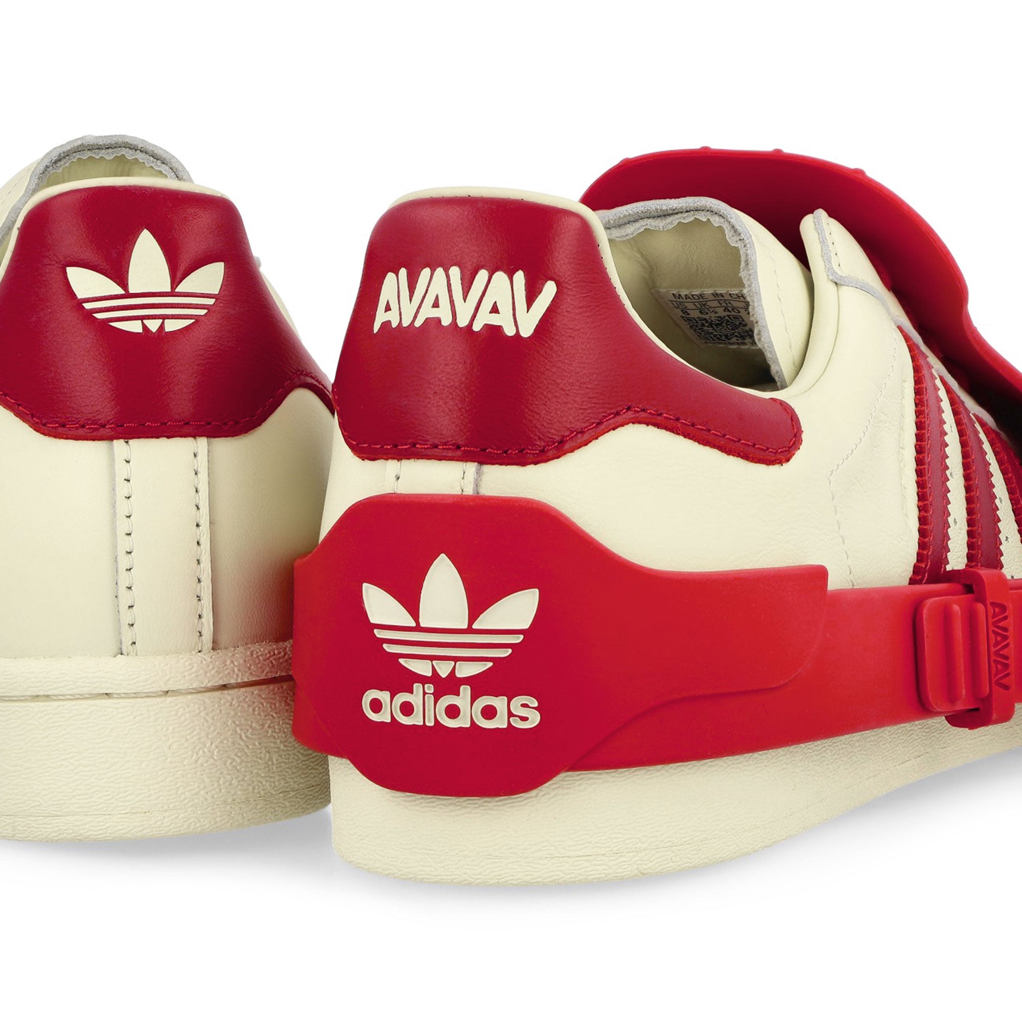adidas<br>Superfinger Superstar