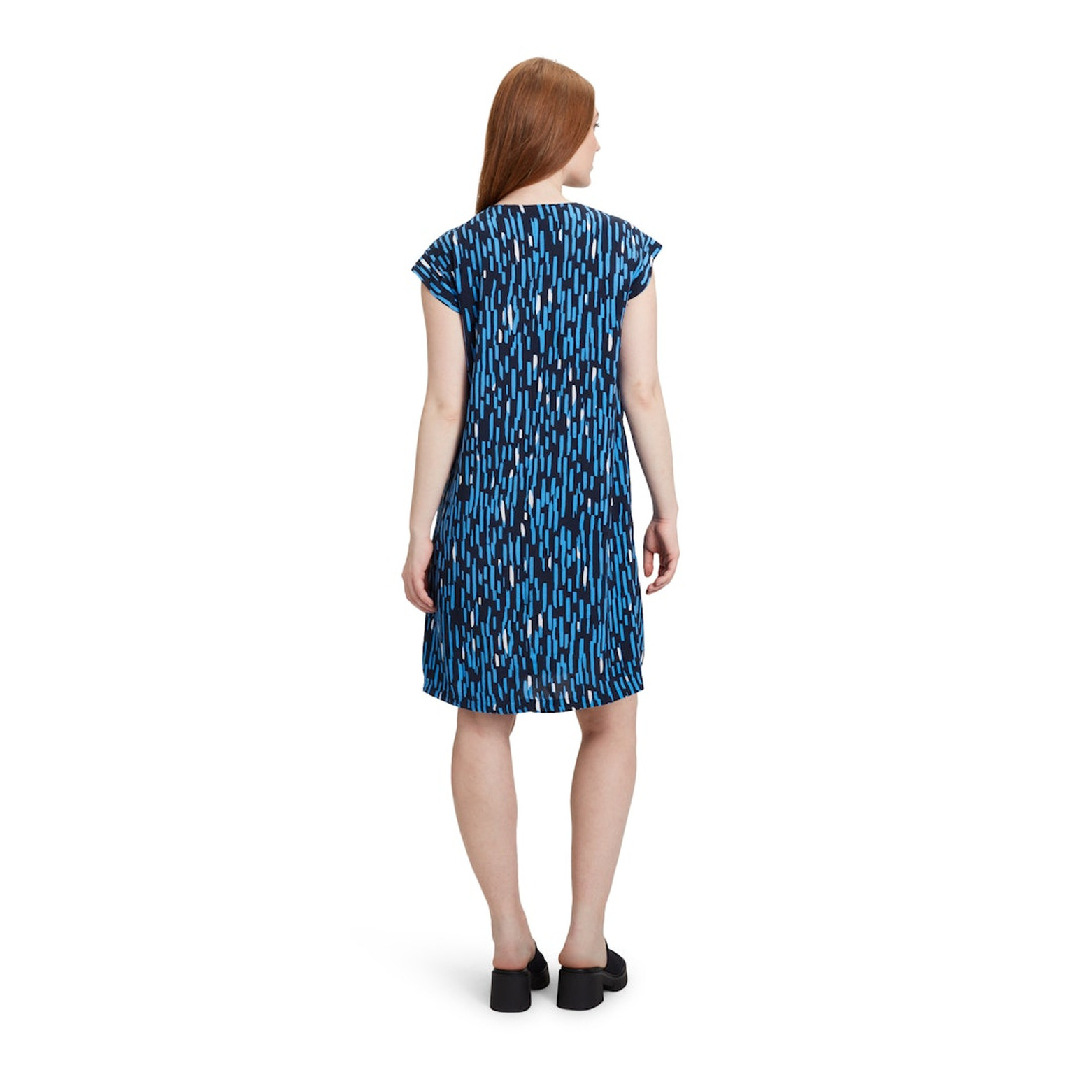 Betty & Co Kleid Kurz ohne Arm