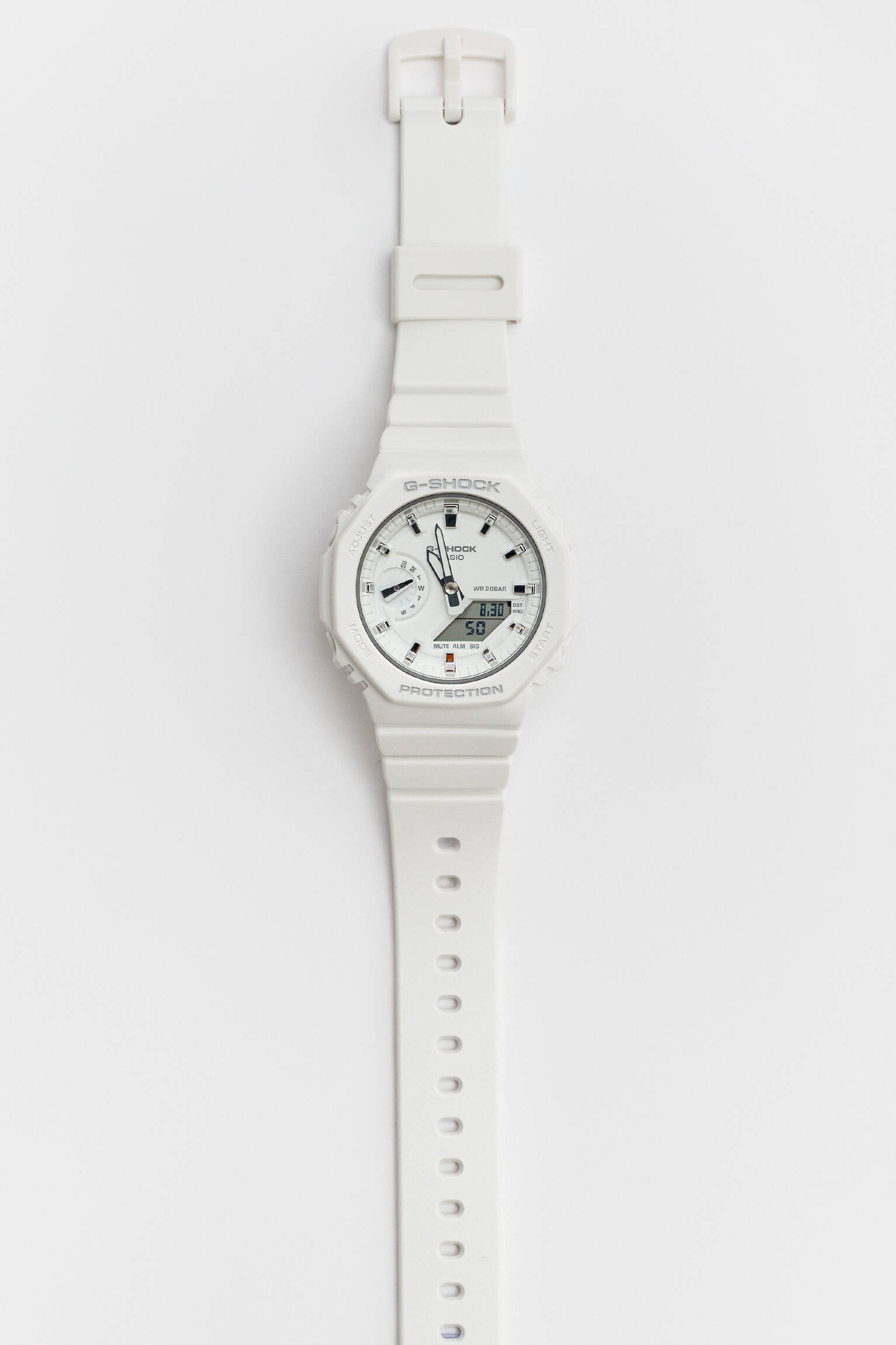Relógio CASIO G-SHOCK GMA-S2100-7AER - Branco