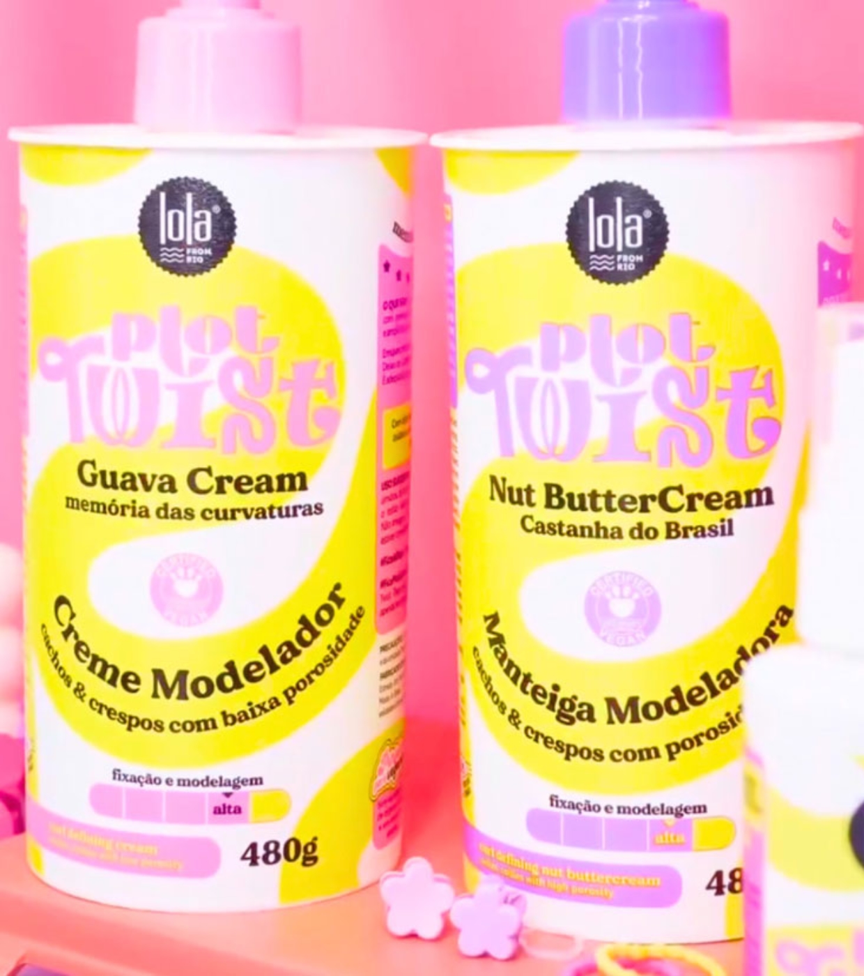 Lola Cosmetics - *Plot Twist* - Creme modelador de cachos 480g - Creme de goiaba