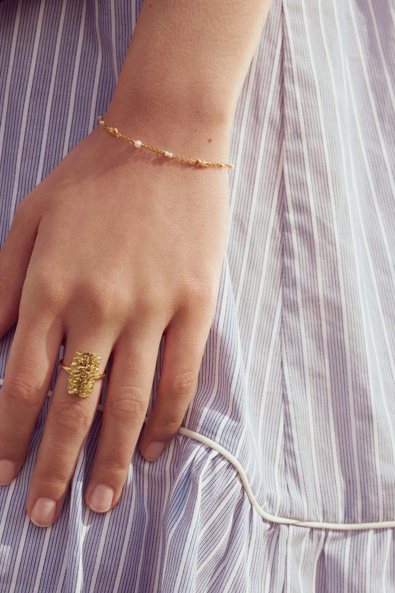 Maanesten  Cuesta ring  - forgyldt