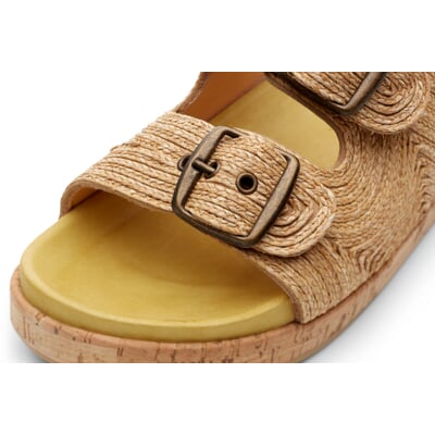Damensandale Raffia, Natur