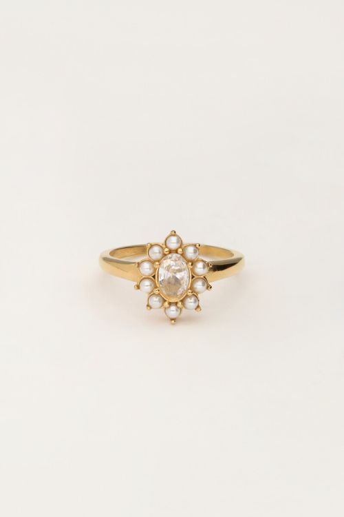 Ring met transparante steen en parels