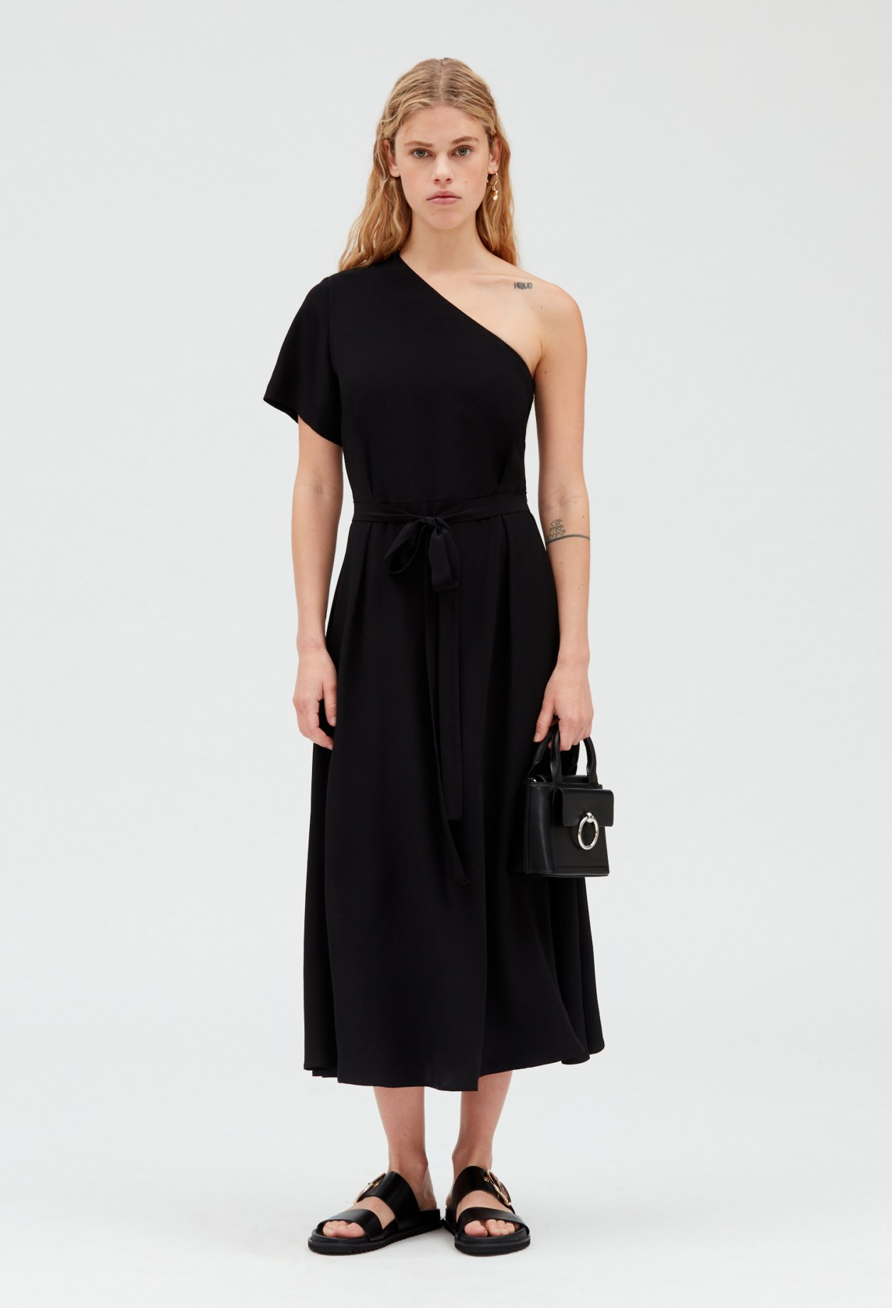 Robe midi asymetrique
