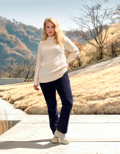 Cordhose Marie, Bootcut, Komfortbund, Biobaumwolle