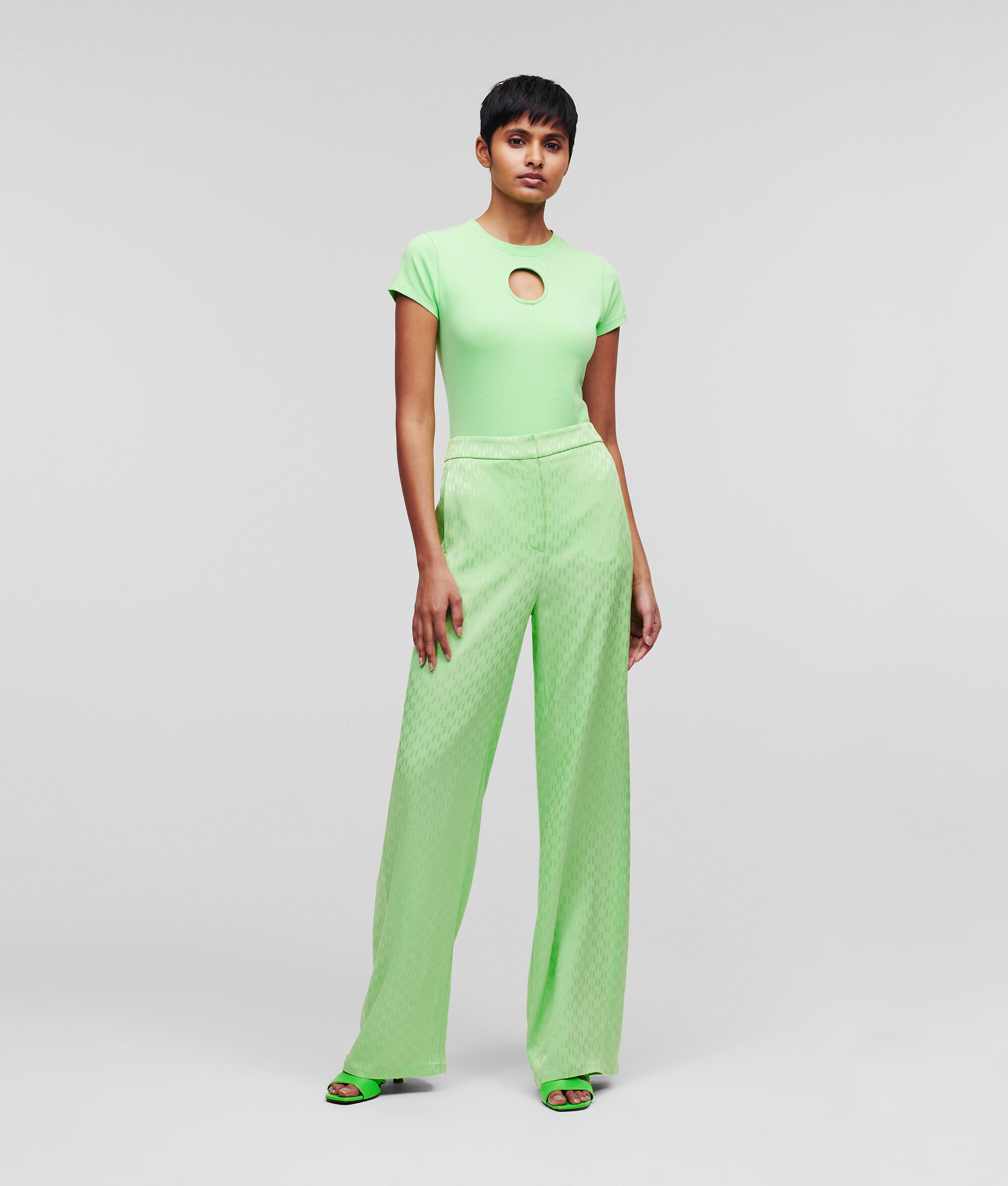 PANTALON KL MONOGRAM SÉLECTIONNÉ PAR HUN KIM