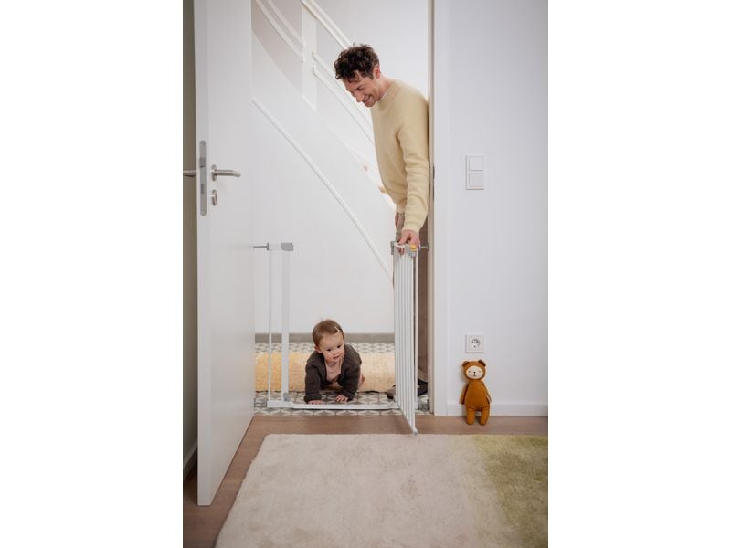 Hauck Türschutzgitter Clear Step Autoclose 2  21 cm Weiss Barrierefreies, automatisch schliessendes Tür- und Treppenschutzgitter-Set