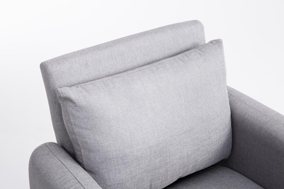 CLP Polstersessel TILGARD mit Armlehnen und Stoffbezug I Belastbarer Loungesessel mit Holzbeinen