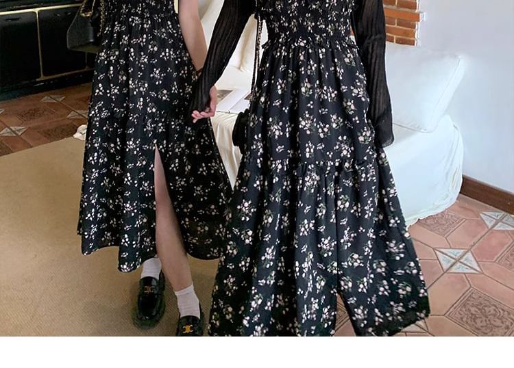 Zeedaren - Spaghettibandjes bloemenprint ruche split midi A-lijn jurk / korte mouw jurk