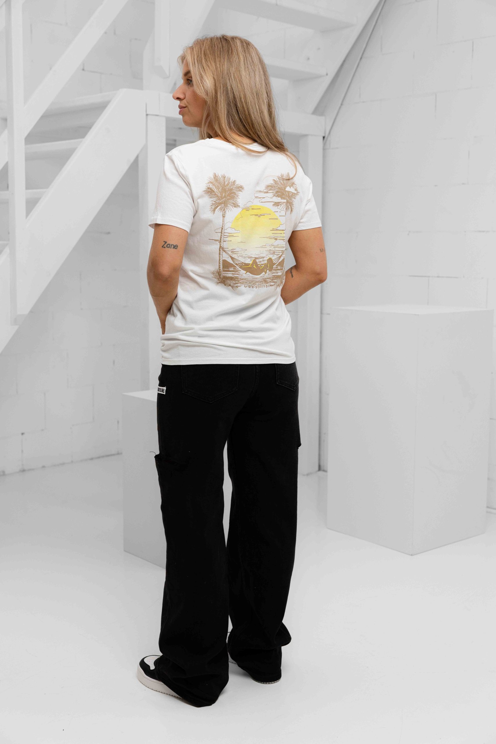 Guess Sunny Logo T-Shirt Dames Wit