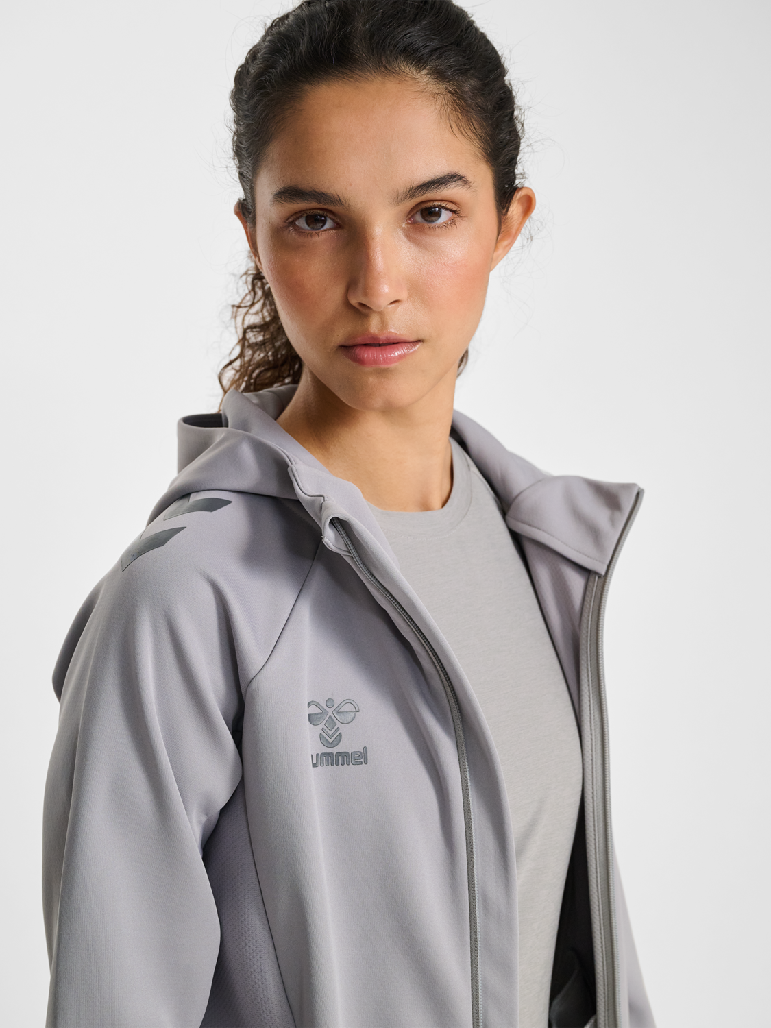 hmlCIMA 2.0 ZIP HOODIE WOMAN