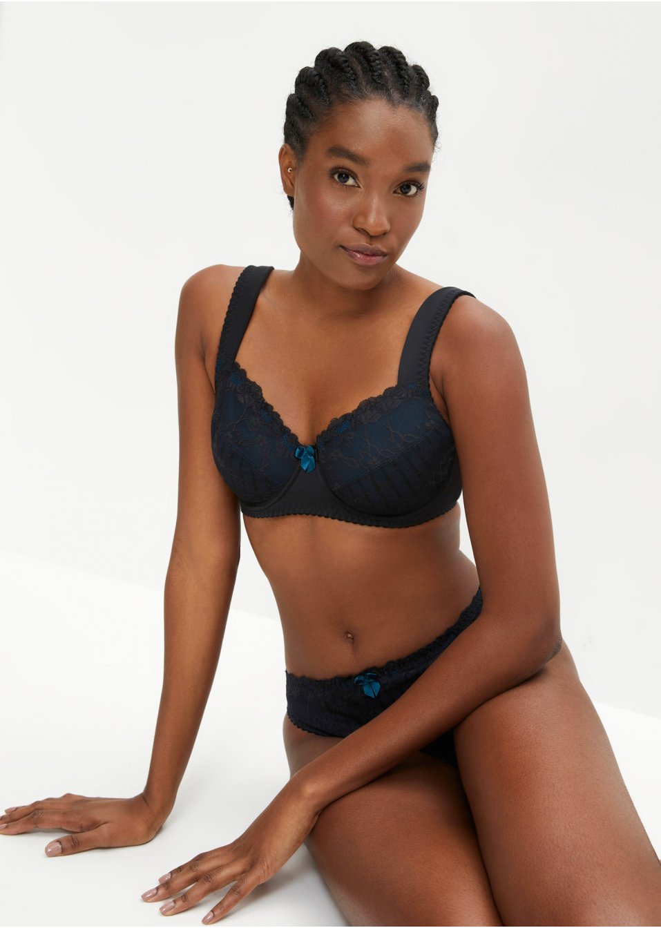 Soutien-gorge minimiseur à armatures avec polyamide recyclé