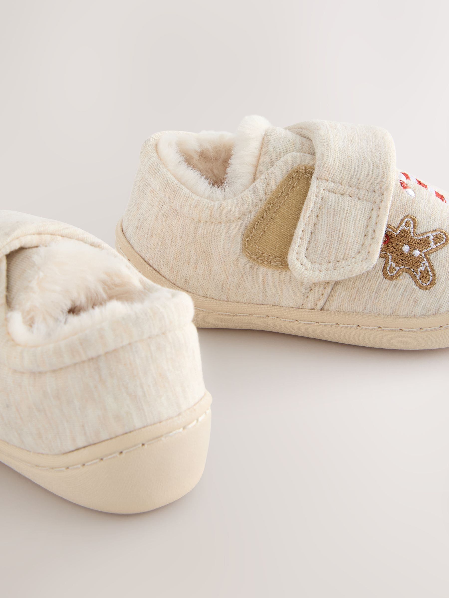 Neutrale kerst - Warm gevoerde pantoffels met kuipzool