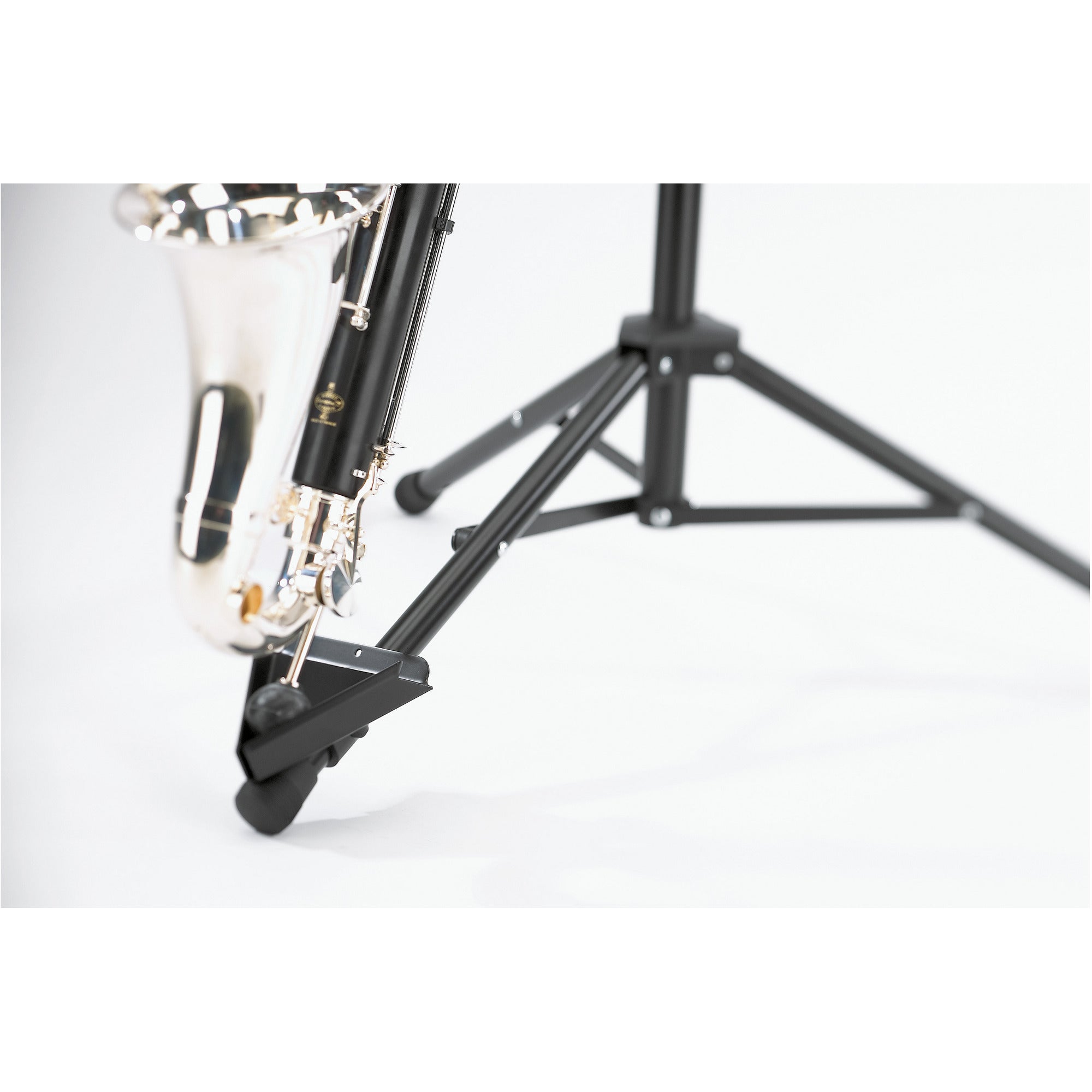 Konig & Meyer 15060 standaard voor basklarinet zwart