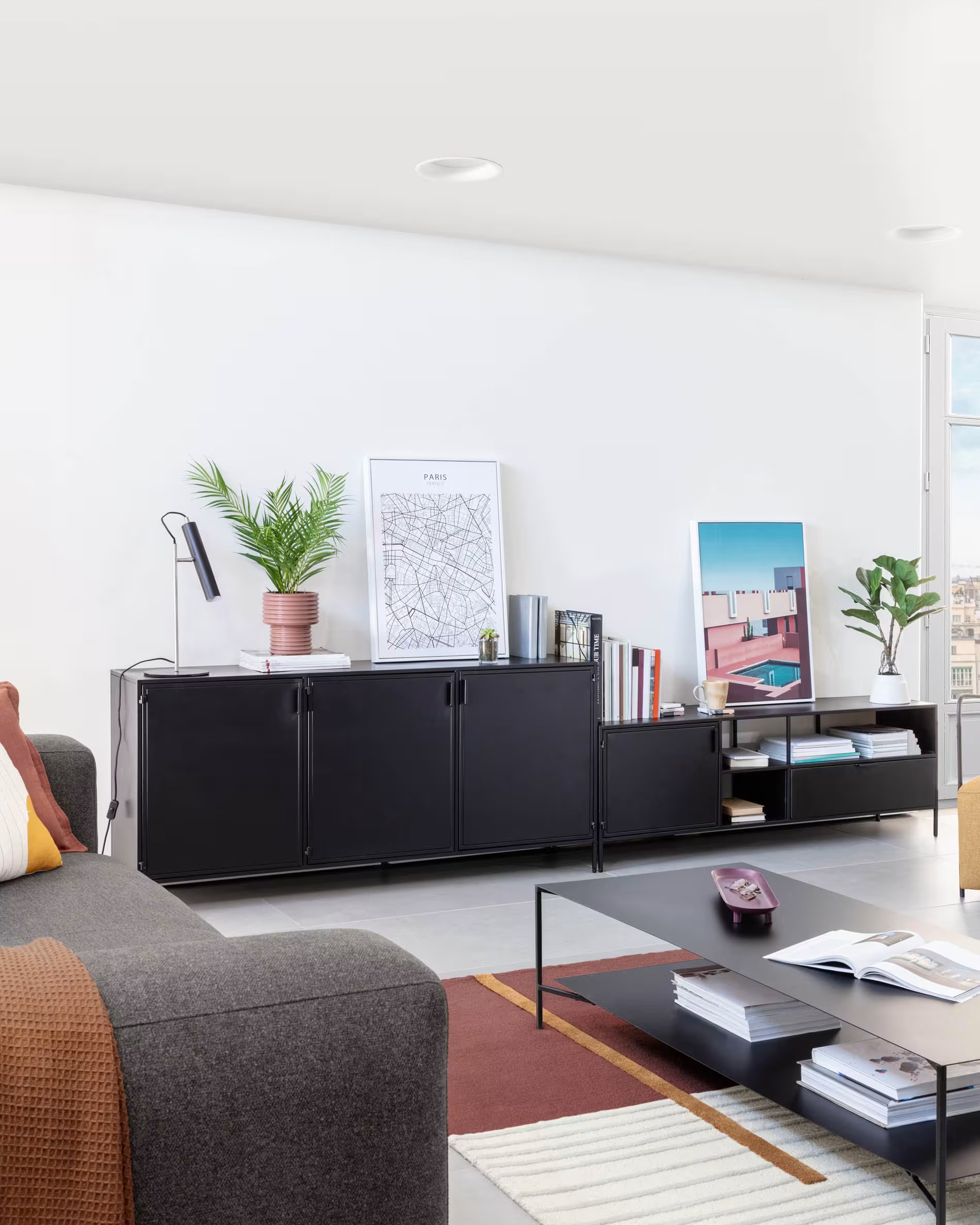Kave Home Sideboard SHANTAY 160 x 72 cm Stahl schwarz