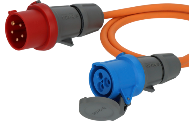 Brennenstuhl Camping- / Maritim Adapterkabel CEE-Stecker 400 V / CEE-Kupplung 230 V / 16 A / 1,5 Meter