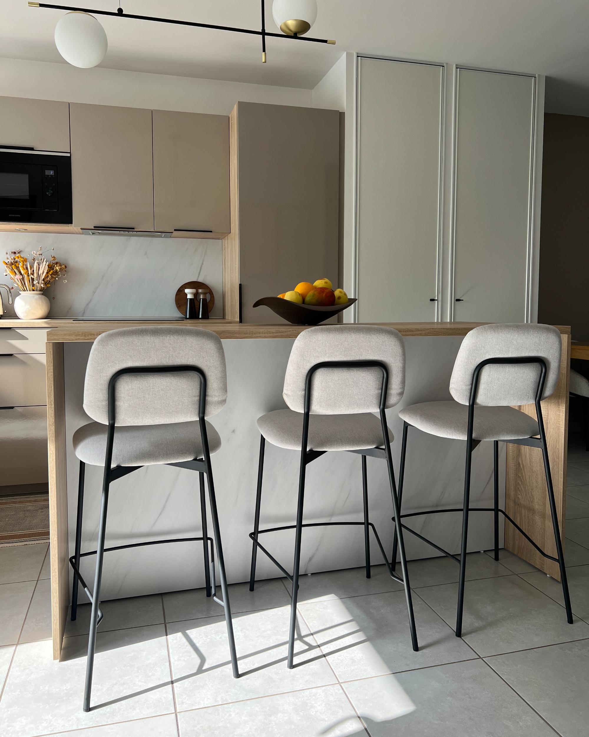 Set van 2 barstoelen DUETTE Kunstlinnen Taupe