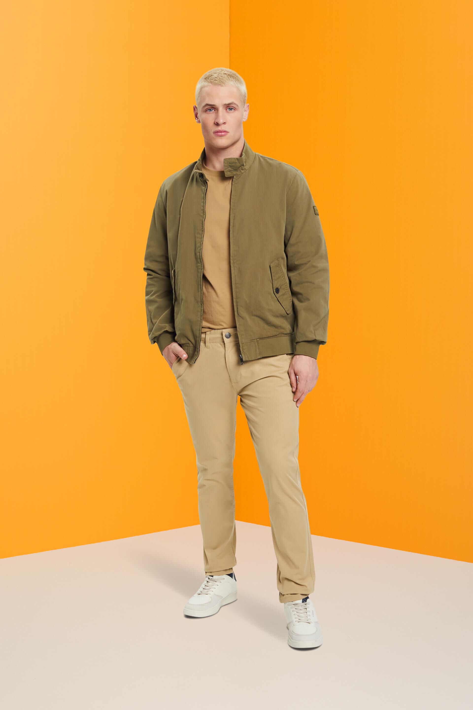 Blouson à col droit
