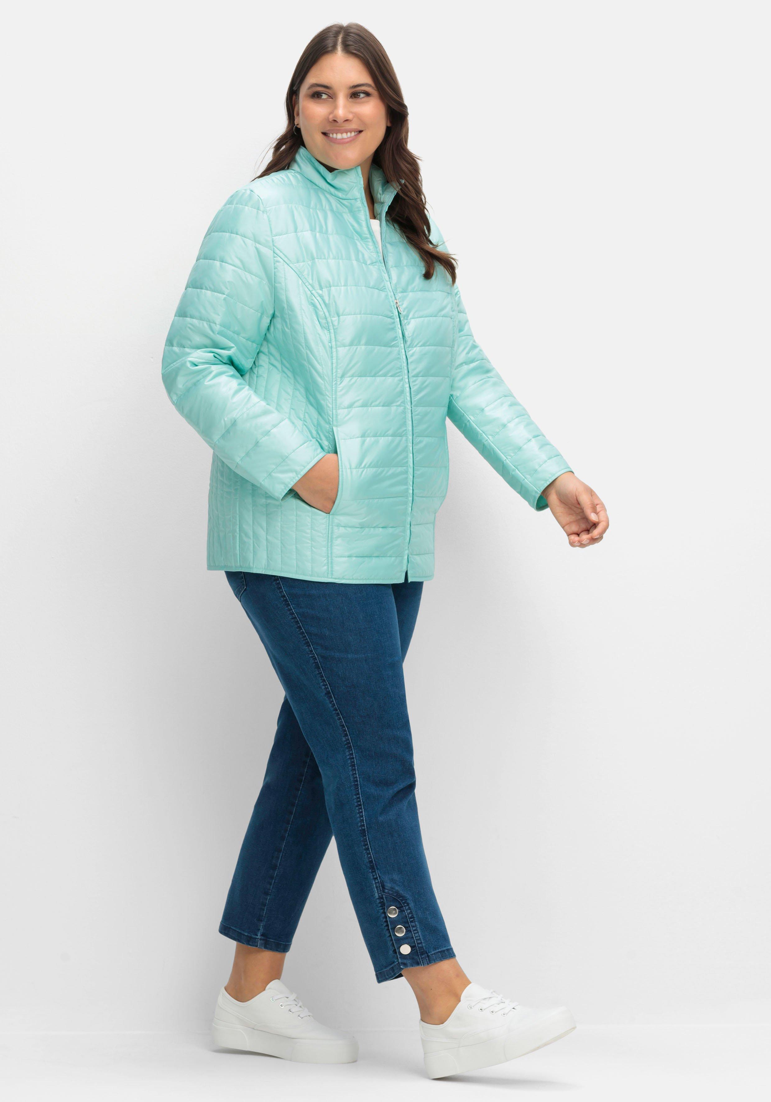 Leicht wattierte Steppjacke mit Stehkragen