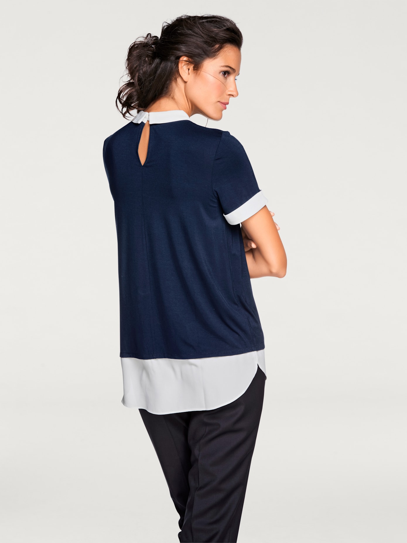 T-shirt à encolure ronde joli look 2 en 1