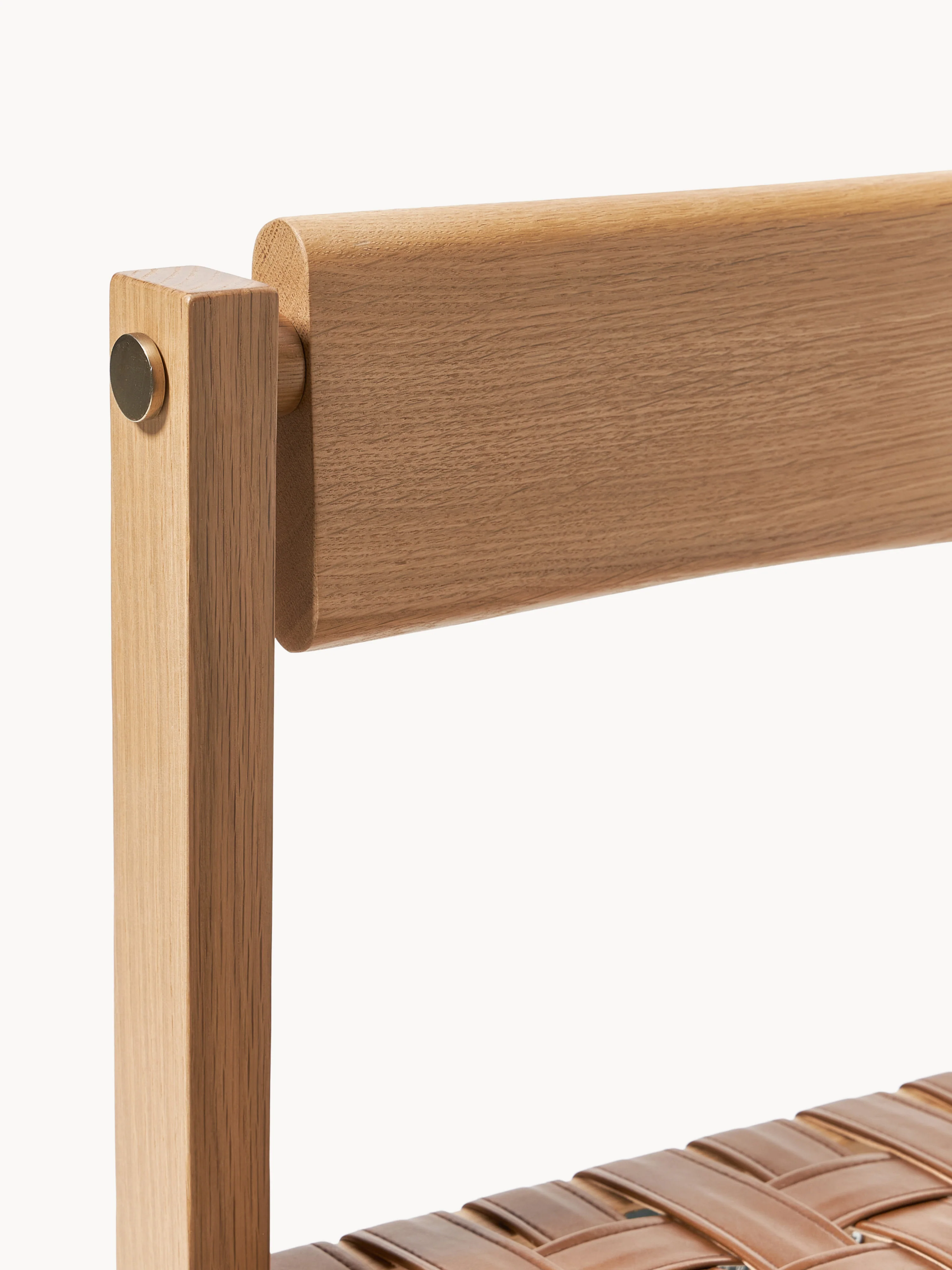 Houten stoel Liza met leren zitvlak