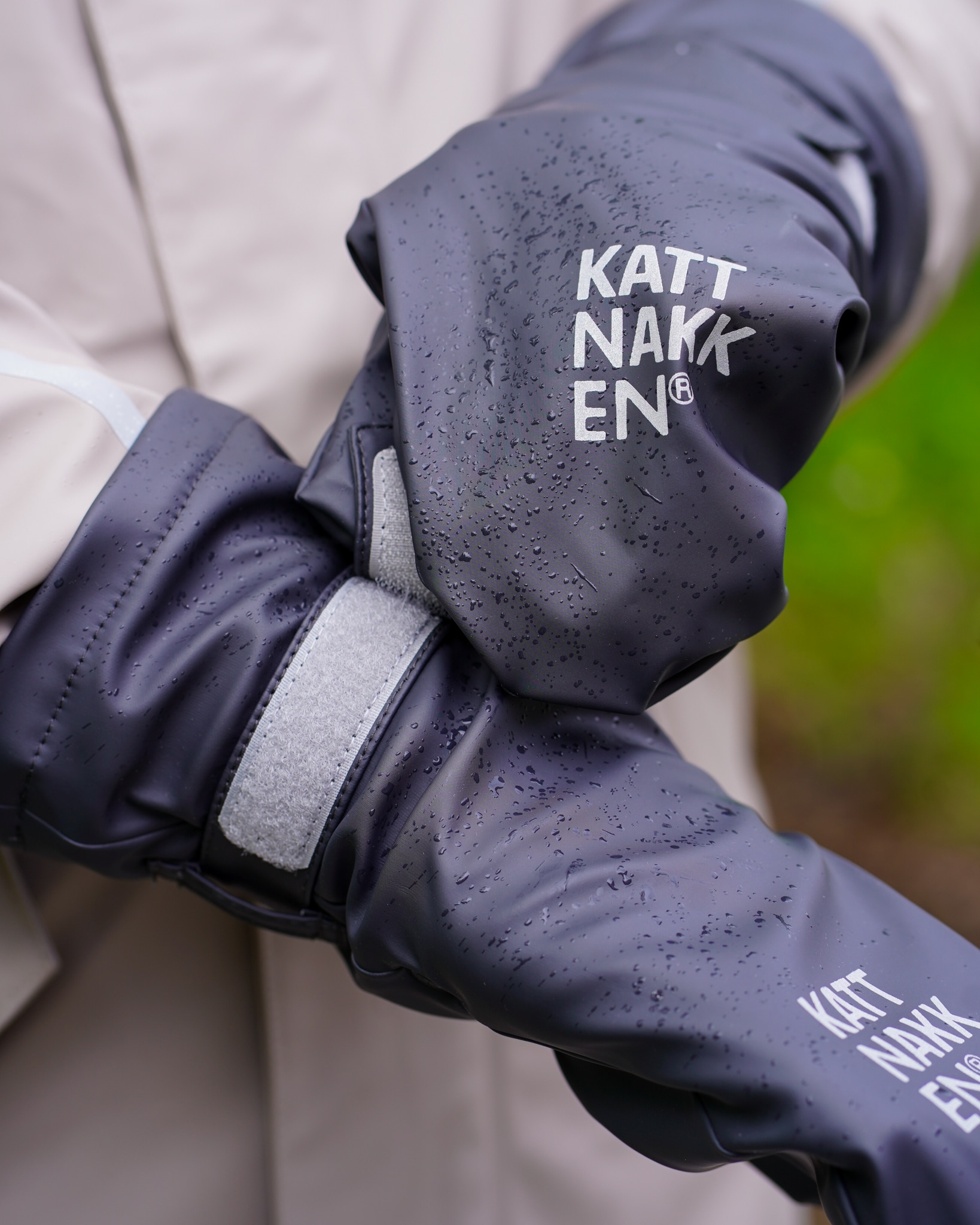 Kattnakken Regnvotter voksen<br>Perfekte votter i regnvær!