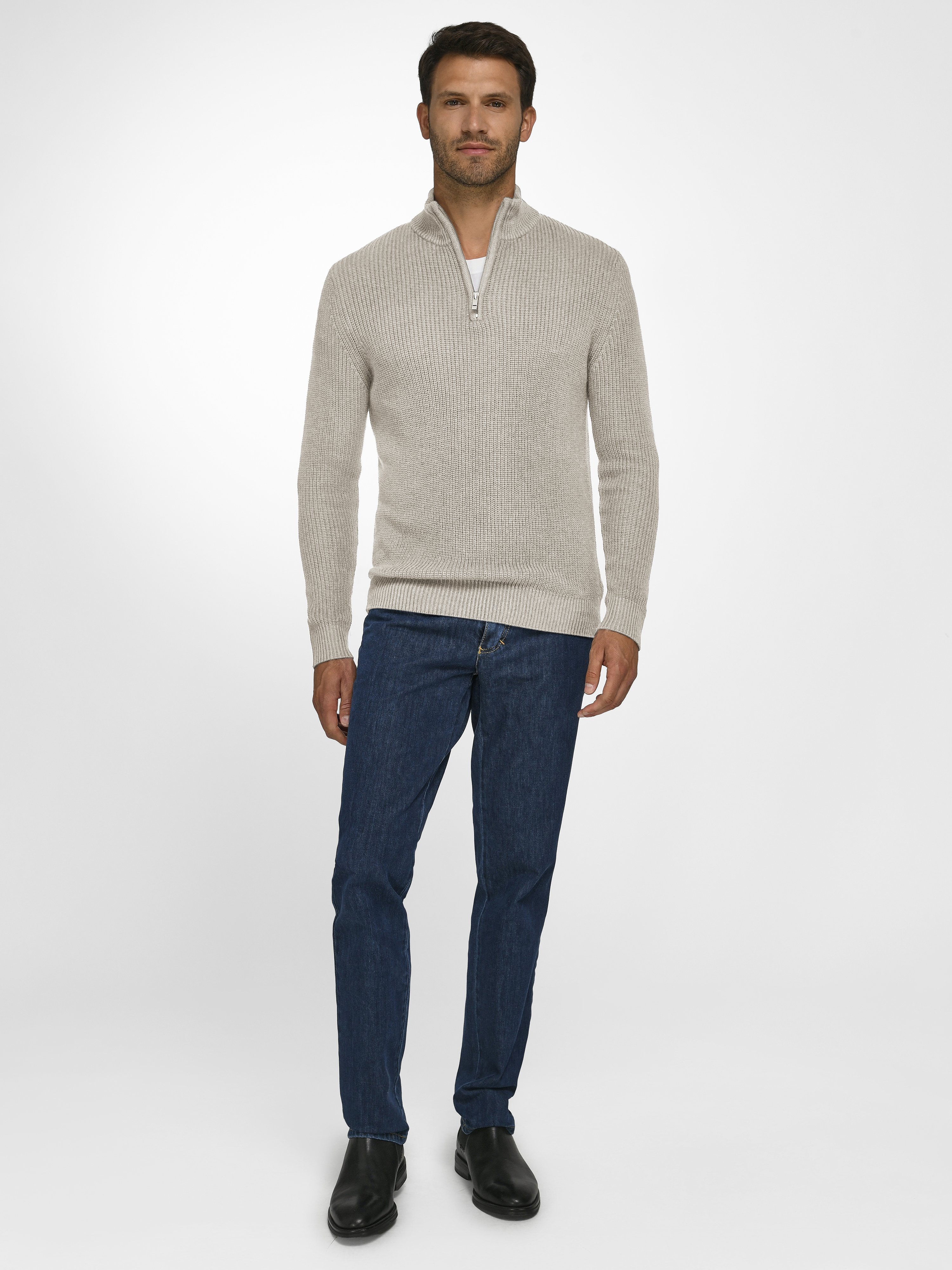 Pullover mit Stehbundkragen