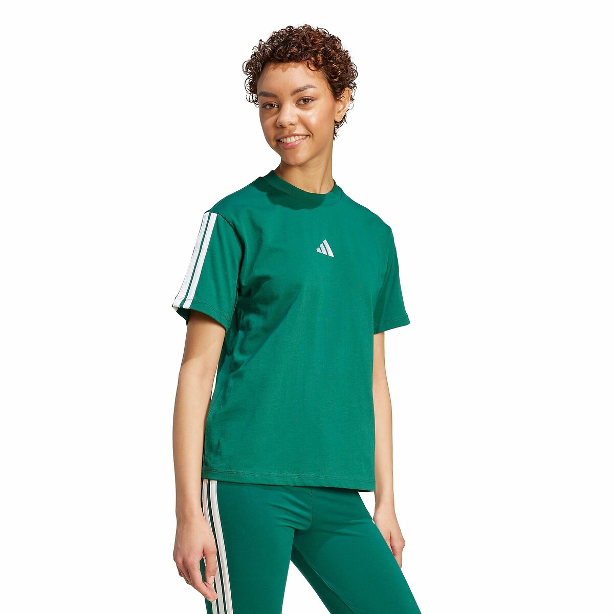 ADIDAS ROUPAS ESPORTIVAS<br>Camiseta Essentials Slim com 3 listras
