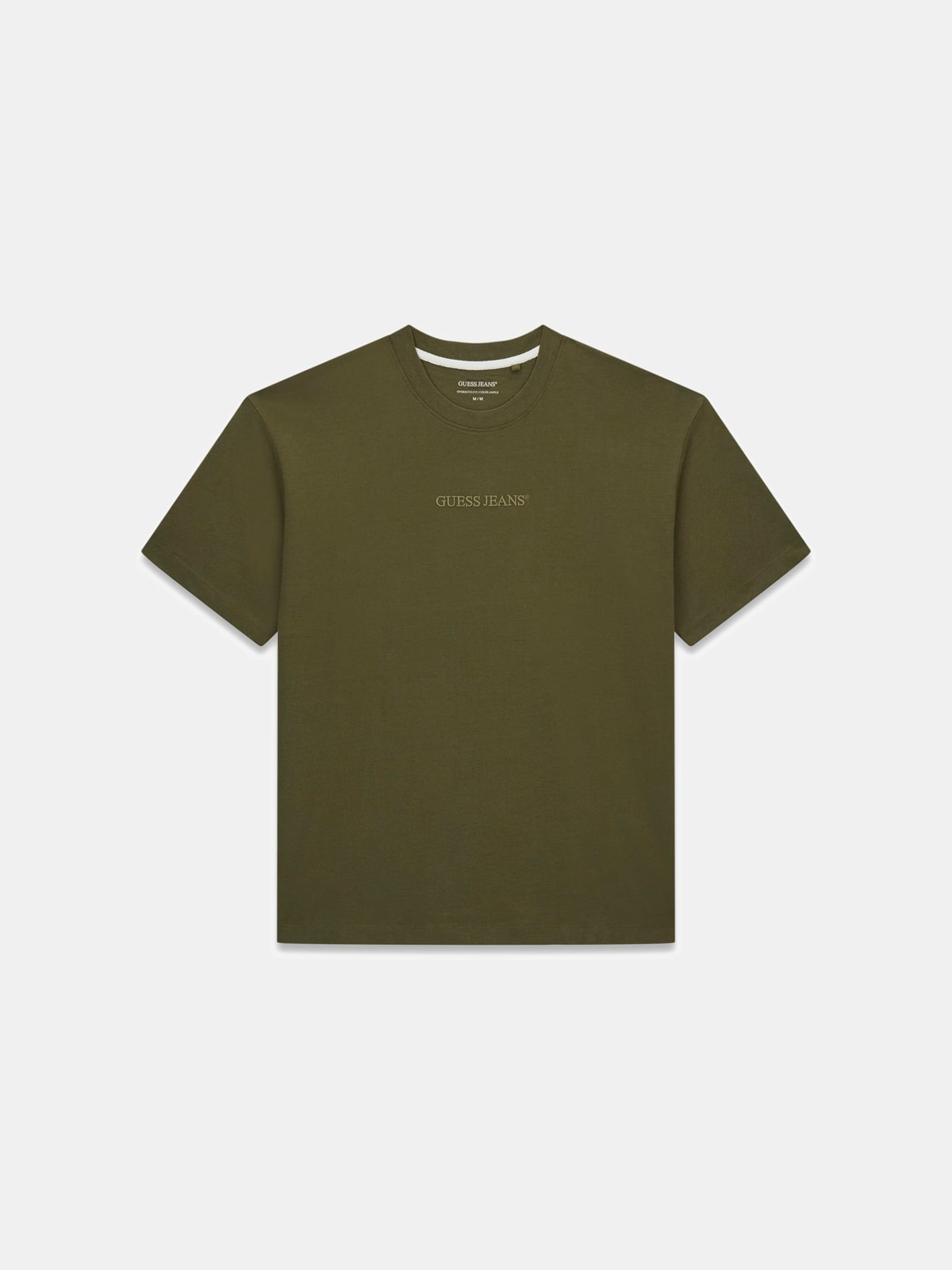 Camiseta com logotipo bordado