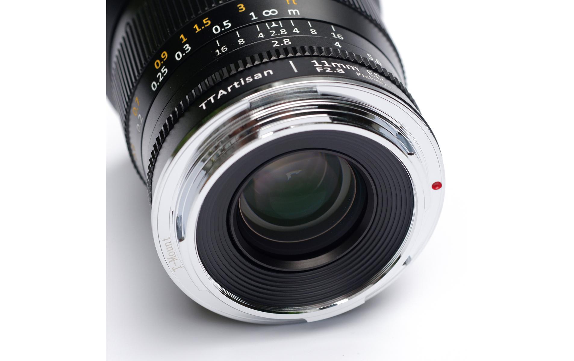 Festbrennweite 11mm F/2.8 – L-Mount<br>Fischaugenobjektiv mit grandiosem Weitwinkel-Sichtfeld