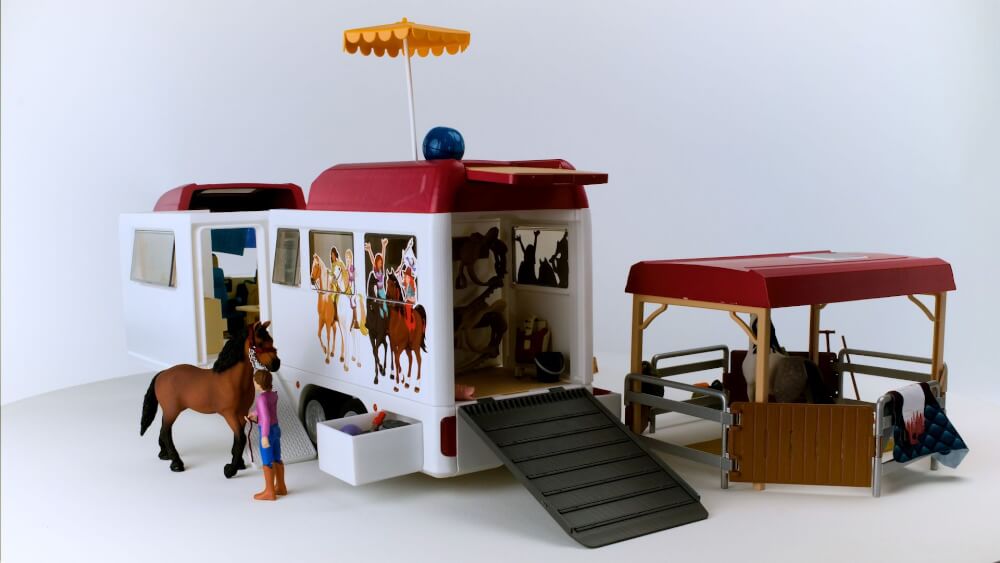 schleich® Horse Club 42619 Pferdetransporter