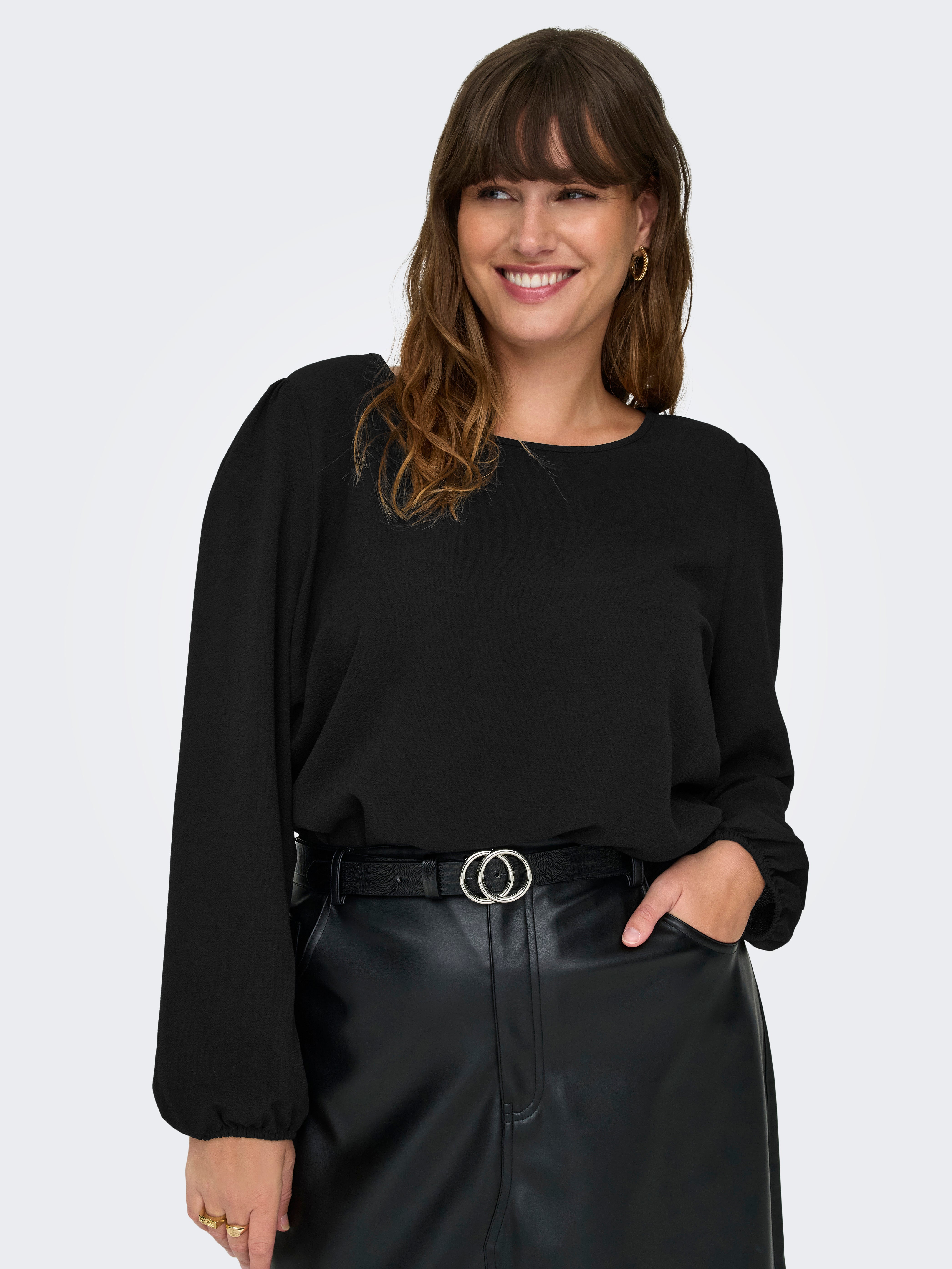 CARMETTA Top Black